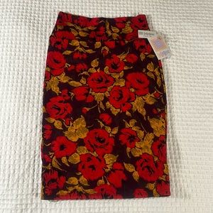 LuLaRoe Women’s Cassie Pencil Skirt/Size:XS/Color: Red-Yellow Roses Design (NWT)